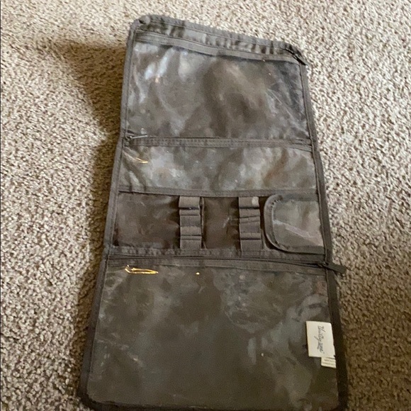 Thirty-One Makeup Bag - Picture 3 of 4